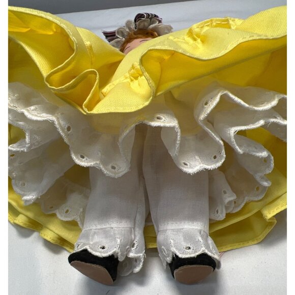 Madame Alexander Curly Locks Miniature Showcase Doll In Box With Yellow Dress & - Picture 4 of 7